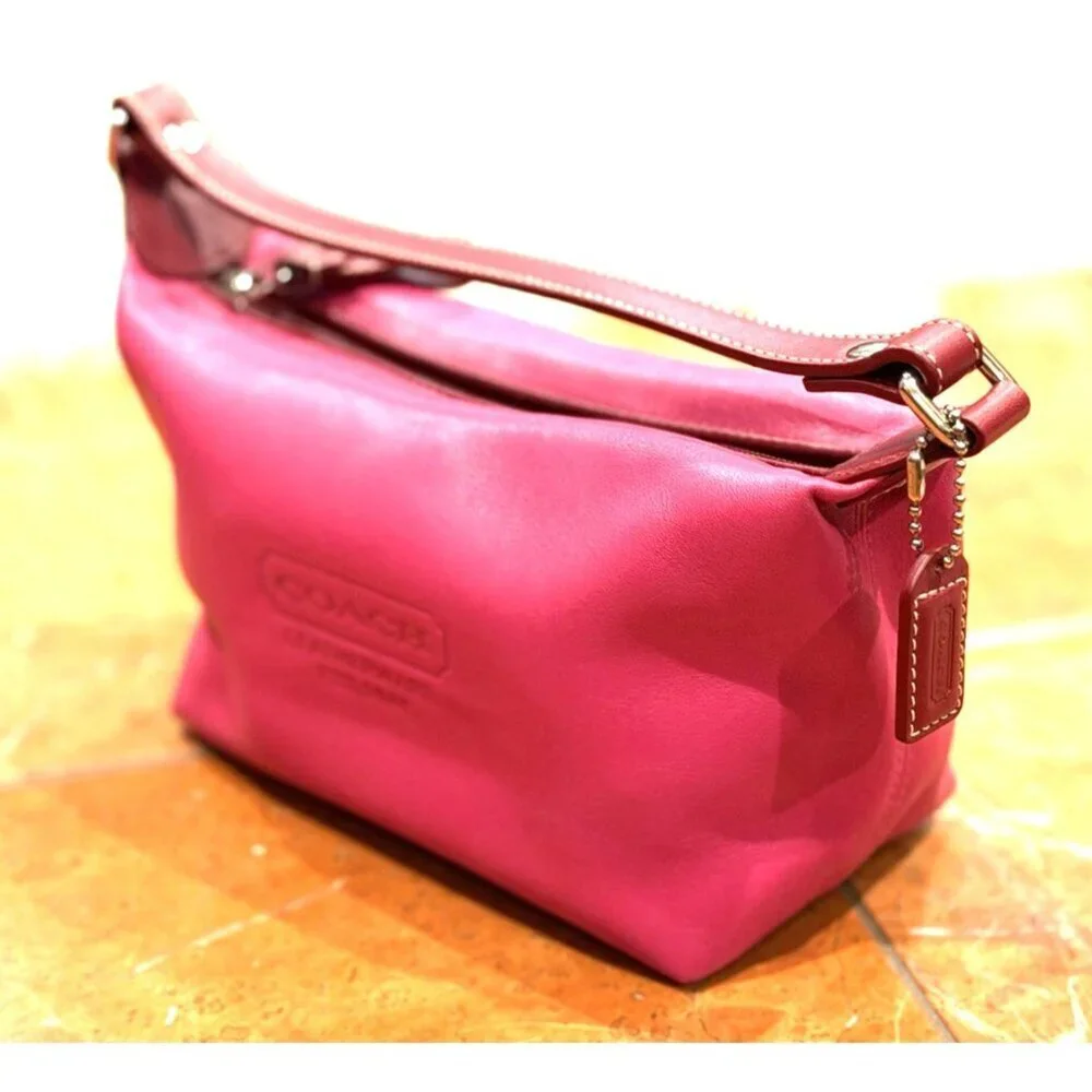 COACH 1941 DEMI LEATHERWARE FUCHSIA PINK RED LEATHER BAGUETTE CHARM TAG NEW NWOT